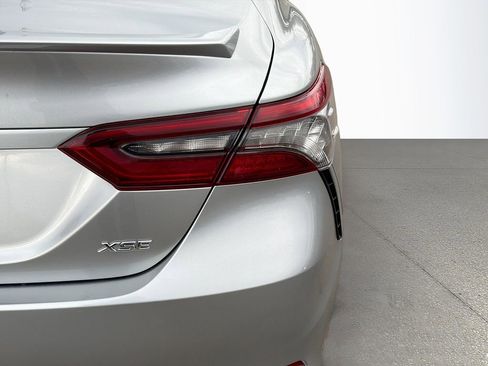 Used 2023 Toyota Camry XSE image 12