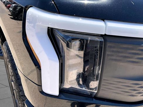 Used 2025 Ford F150 Lightning Flash AWD/4WD image 26