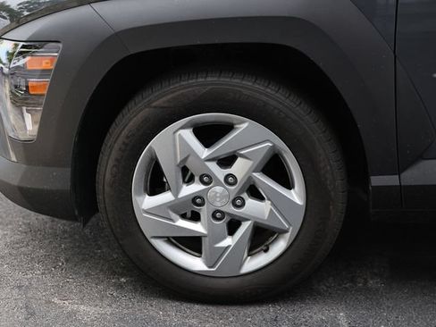 Used 2024 Hyundai Kona SE FWD image 10