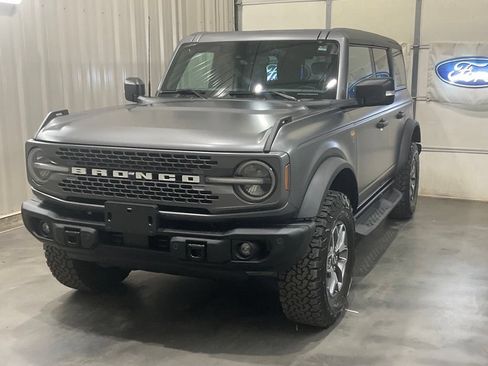 Used 2025 Ford Bronco Badlands w/ Matte Film Protection Package AWD/4WD image 4
