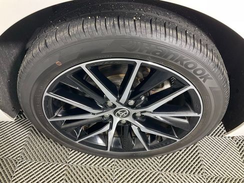 Used 2023 Toyota Camry SE image 8