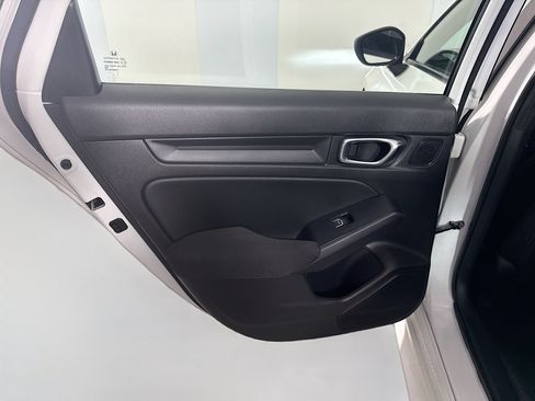 Used 2025 Honda Civic Sport image 26
