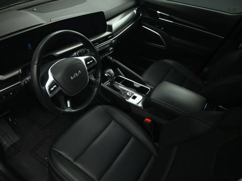 Certified 2025 Kia Telluride S FWD image 51
