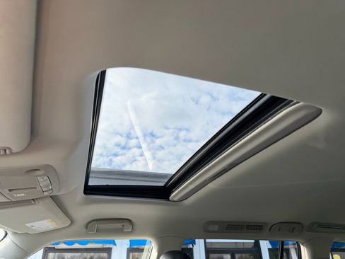 Used 2019 INFINITI QX80 Luxe w/ Proassist Package image 23