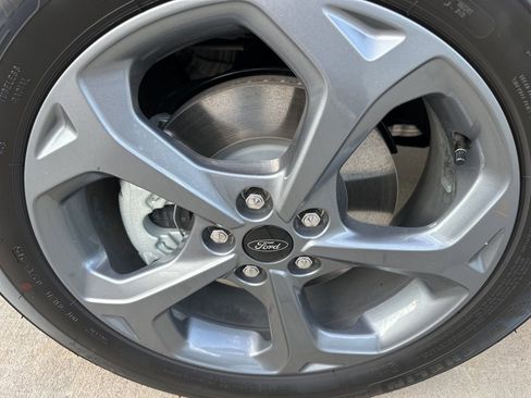 New 2025 Ford Escape ST-Line w/ Tech Pack #1 image 4