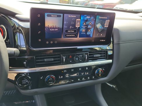 New 2026 Nissan Pathfinder SL FWD image 28