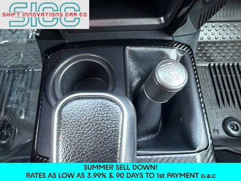 Used 2018 Toyota 4Runner 4WD image 18