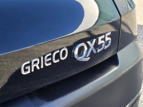 Used 2025 INFINITI QX55 Luxe w/ Cargo Package image 8