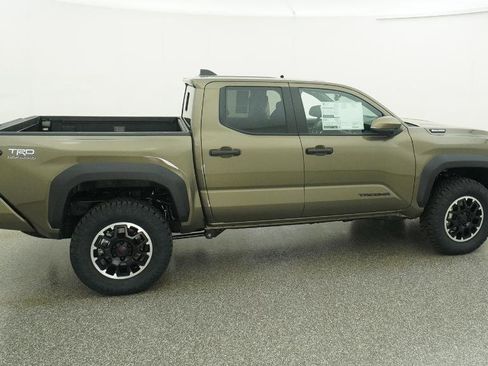 New 2026 Toyota Tacoma TRD Off-Road image 83