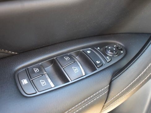 Used 2024 INFINITI QX80 Luxe image 13