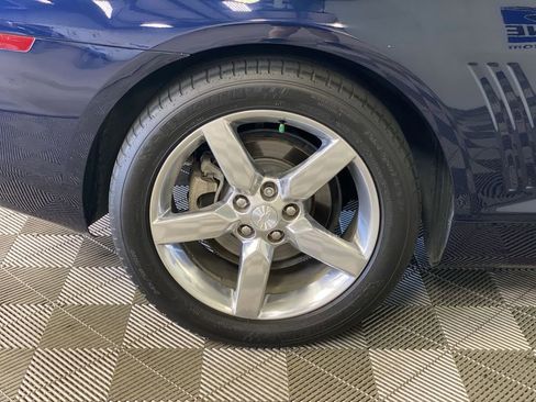 Used 2011 Chevrolet Camaro LT RWD image 18