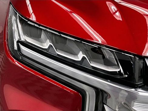 Used 2021 Chevrolet Tahoe High Country w/ Premium Package image 32