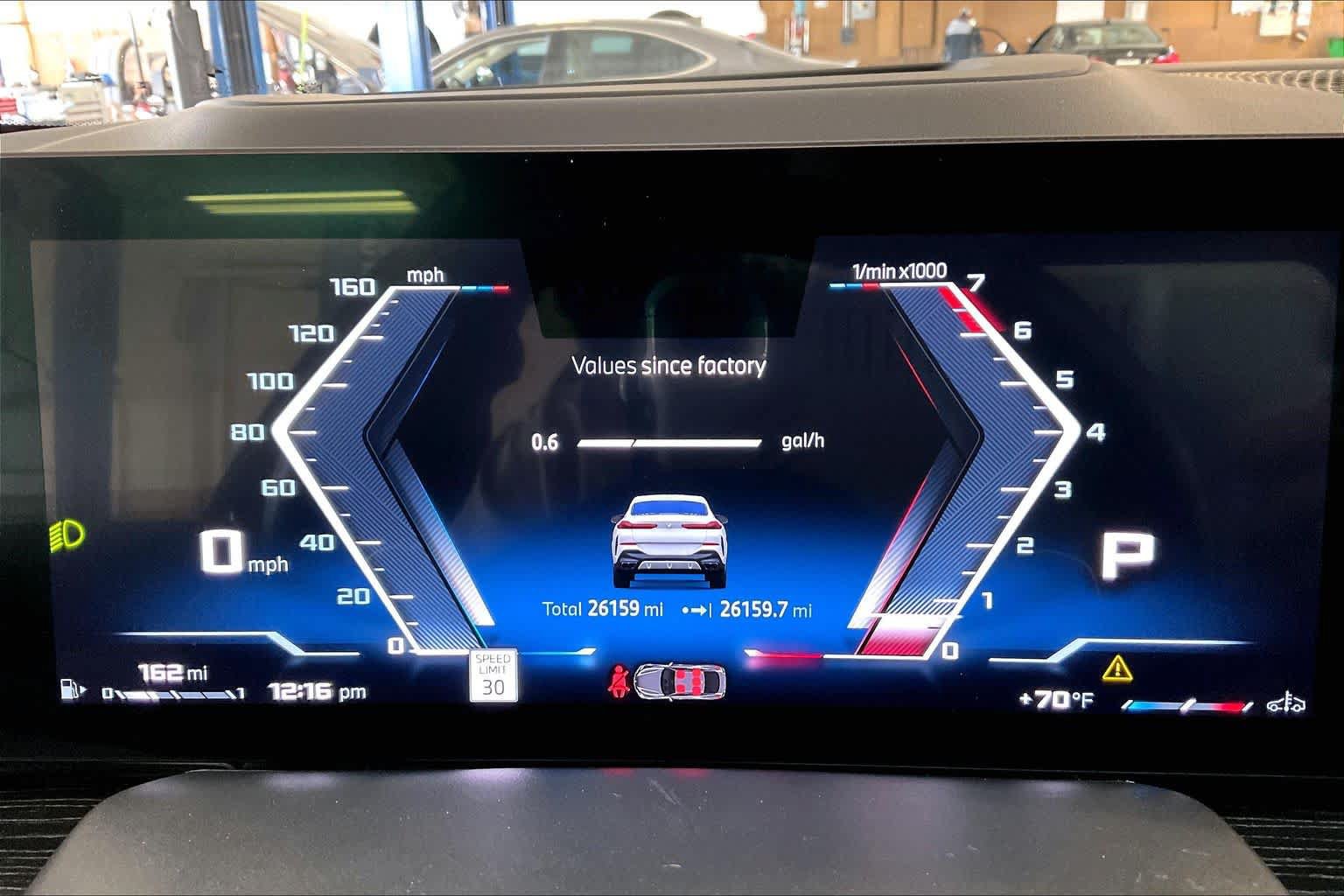 Used 2025 BMW X6 M60i AWD/4WD image 24