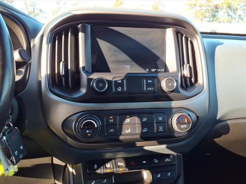 Certified 2022 Chevrolet Colorado Z71 w/ Safety Package image 14