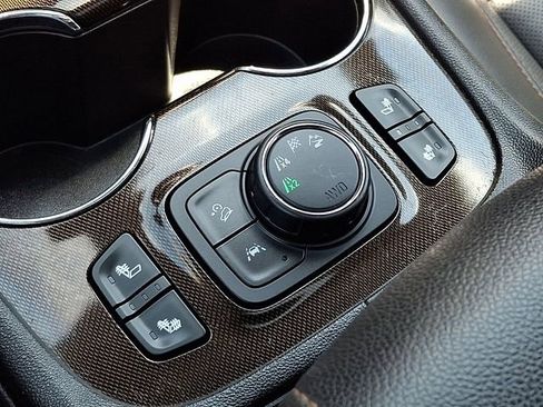 Certified 2021 GMC Acadia AT4 w/ LPO, Adventure Package AWD/4WD image 26