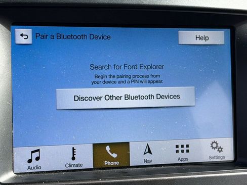 Used 2018 Ford Explorer Platinum image 32