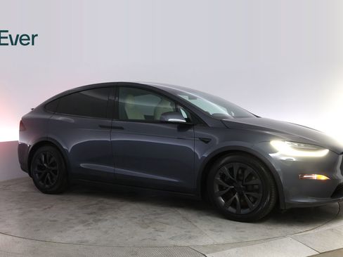 Used 2023 Tesla Model X AWD/4WD image 14