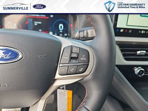New 2026 Ford Explorer Active RWD image 22