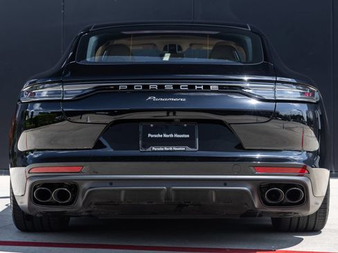 Certified 2023 Porsche Panamera 4 Platinum Edition AWD/4WD image 10
