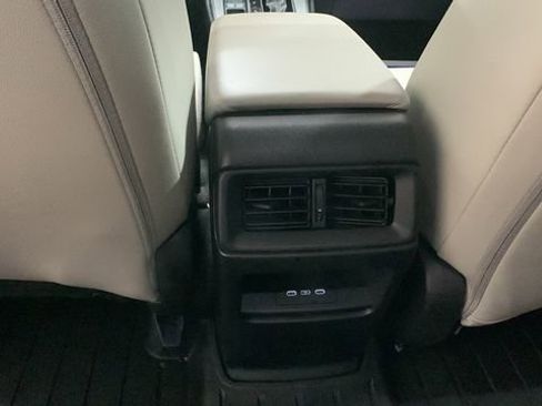 Used 2024 Honda CR-V EX-L image 23