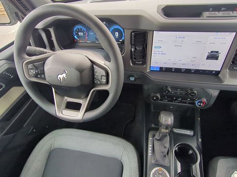 Used 2025 Ford Bronco 2-Door image 15