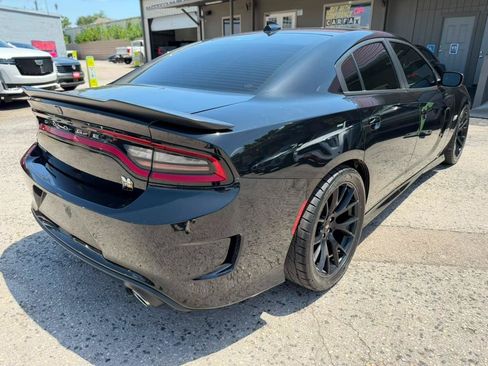 Used 2019 Dodge Charger Scat Pack w/ Dynamics Package RWD image 6