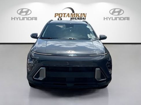 Certified 2024 Hyundai Kona SEL w/ Convenience Package FWD image 2
