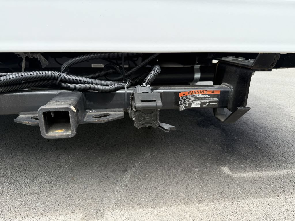 Used 2023 Ford E-350 and Econoline 350 Super Duty RWD image 25