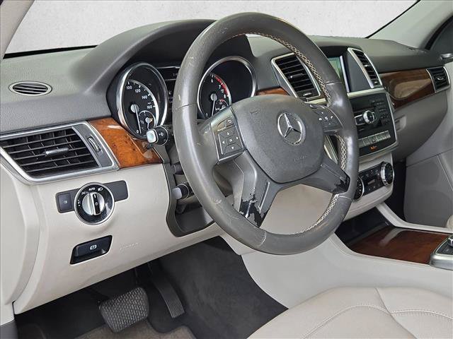 Used 2015 Mercedes-Benz ML 350 4MATIC image 9