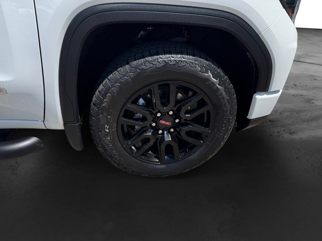 Used 2023 GMC Sierra 1500 Elevation w/ X31 Off-Road Package AWD/4WD image 13