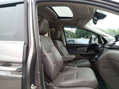 Used 2016 Honda Odyssey Touring Elite image 23