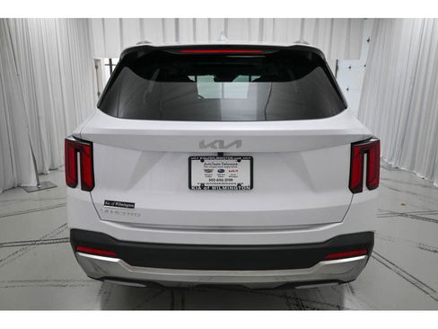 Certified 2025 Kia Sorento SX image 6