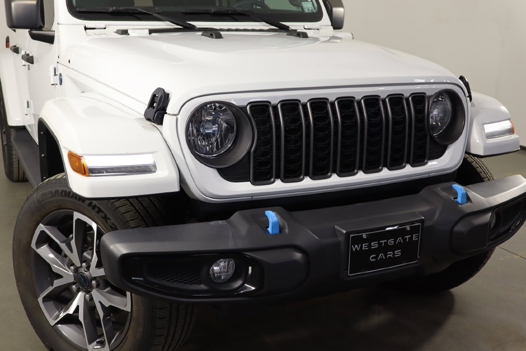 Used 2024 Jeep Wrangler Unlimited w/ Convenience Group AWD/4WD image 48