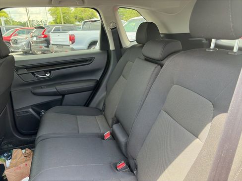 Certified 2025 Honda CR-V EX image 9