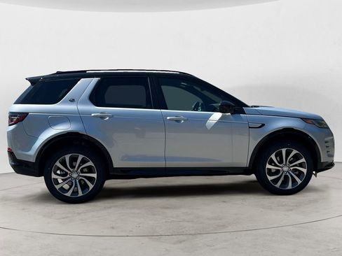 New 2025 Land Rover Discovery Sport Dynamic SE image 6