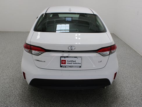 Certified 2025 Toyota Corolla LE FWD image 8