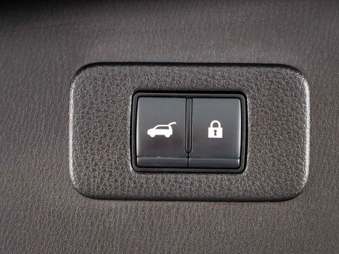 Used 2023 Nissan Armada SL w/ Midnight Edition Package AWD/4WD image 33