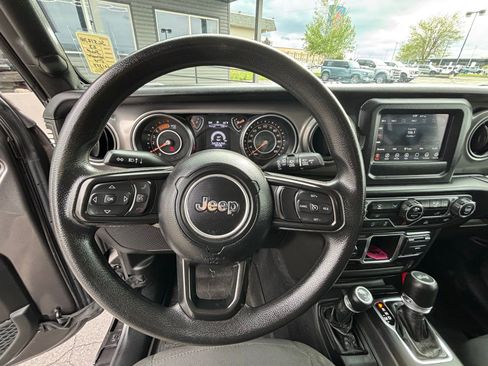 Used 2023 Jeep Wrangler Unlimited Sport AWD/4WD image 14