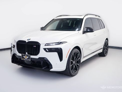 Used 2024 BMW X7 M60i AWD/4WD image 2
