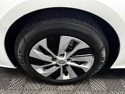 Used 2024 Nissan Altima 2.5 S FWD image 21
