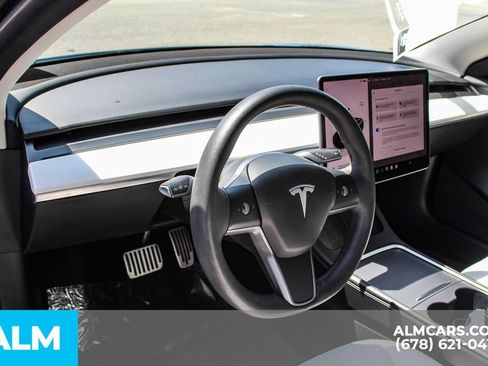 Used 2022 Tesla Model 3 Long Range AWD/4WD image 29
