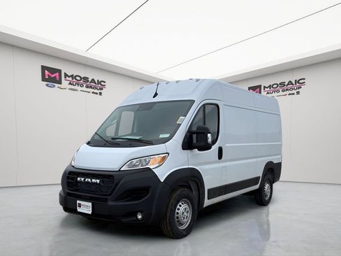 New 2026 RAM ProMaster 2500 w/ Convenience Group FWD image 8