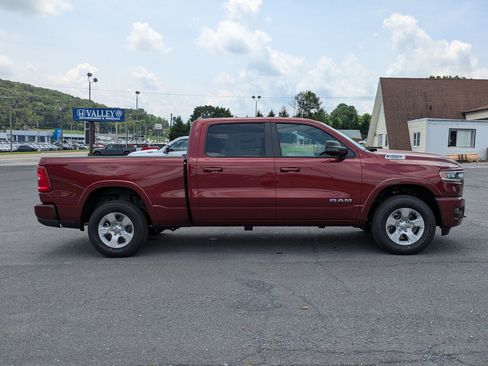 New 2025 RAM 1500 Big Horn image 4
