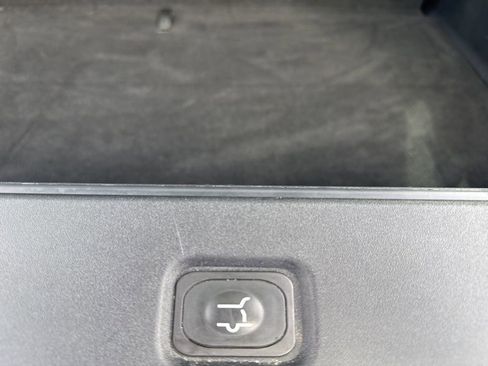 Used 2025 Ford Expedition Max Platinum w/ Platinum Ultimate Package image 11