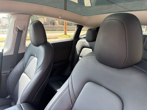 Used 2022 Tesla Model Y Performance AWD/4WD image 20