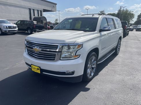 Used 2015 Chevrolet Suburban LTZ AWD/4WD image 4