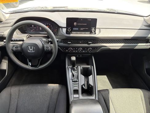 Used 2025 Honda Accord SE image 13