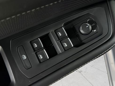 New 2026 Volkswagen Atlas Cross Sport SE image 20