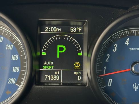 Used 2017 Maserati GranTurismo Sport image 19