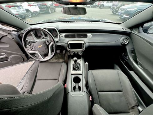 Used 2014 Chevrolet Camaro SS w/ RS Package RWD image 17
